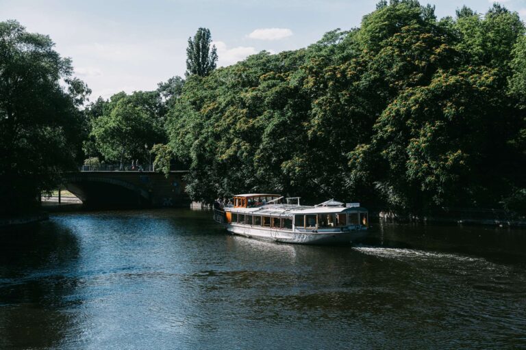 Salonschiff Philippa