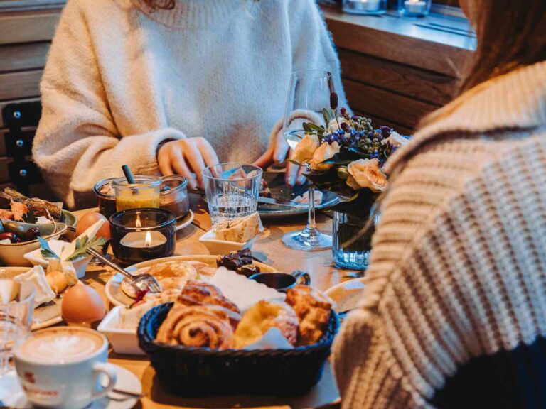 Brunchy Lunchy Restauranschiff van Loon Kreuzberg, Berlin 19